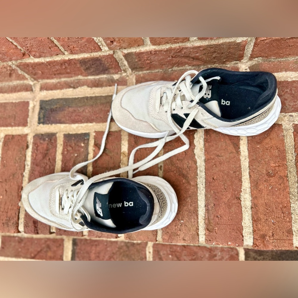New Balance - Picture 5 of 6